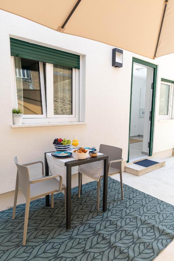 Apartmani Vigo Crikvenica Exterior foto